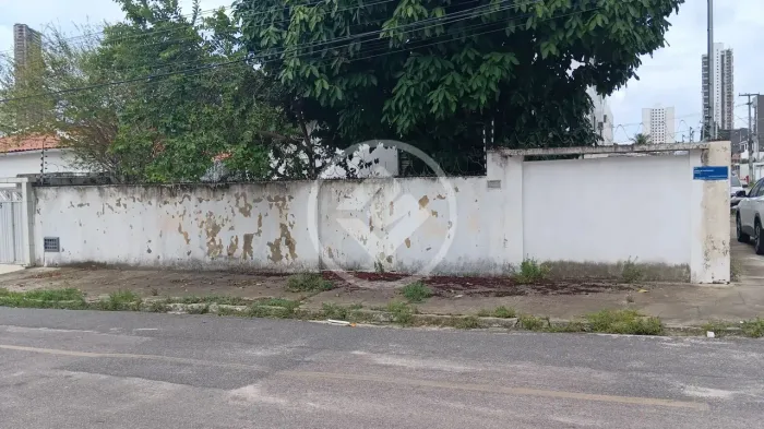 OPORTUNIDADE PARA COMÉRCIO OU INCORPORAÇÃO NO ALTIPLANO codigo: 274495