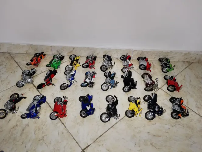 COLEÇÃO COMPLETA MOTOS JORNAL EXTRA