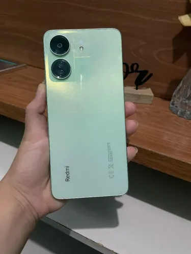 Xiaomi Redmi 13c (troco em iPhone)