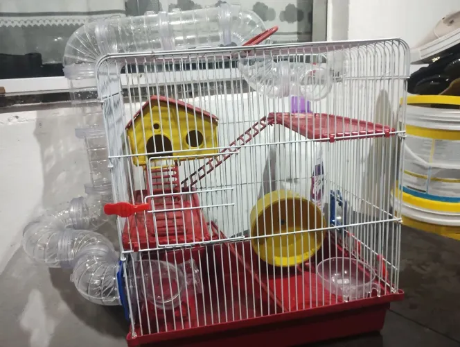 Vendo gaiola de hamster