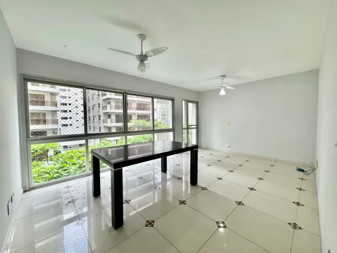 Apartamento à venda na Praia das Pitangueiras | Qvista inteligência imobiliario