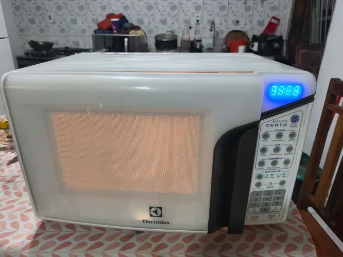 Vende-se microondas Eletrolux