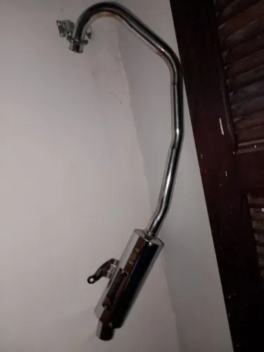 Escapamento zerado da fan 160, sem marcas de uso