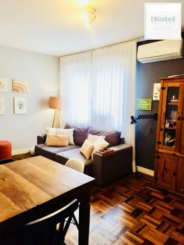 Apartamento Garden de 2 dormitórios com pátio e vaga