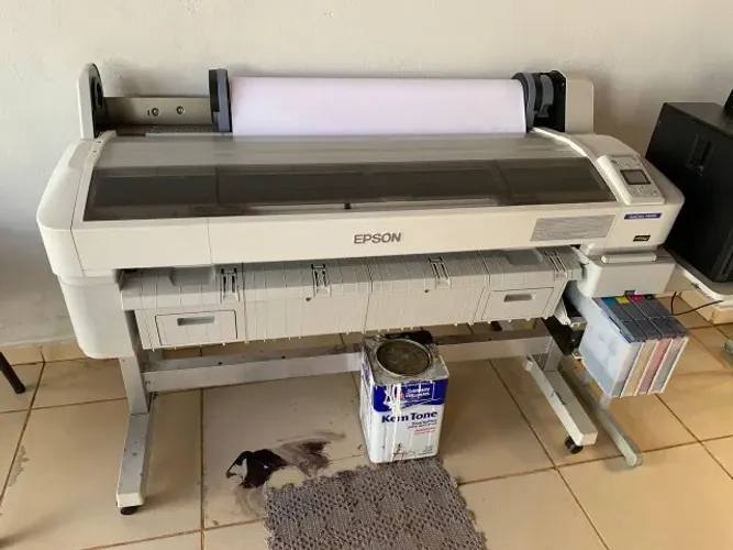PLOTTER EPSON SURECOLOR F6070
