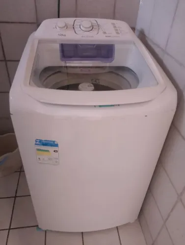 Vende-se máquina de lavar Electrolux