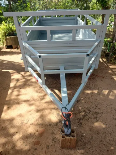 Vendo carretinha nova 