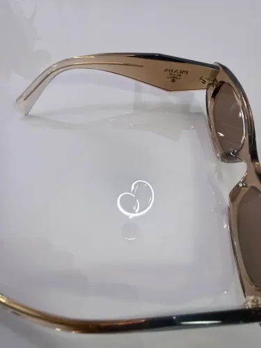 Óculos de sol feminino oval prada em acetato 