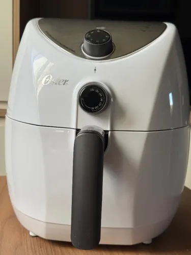 Fritadeira Elétrica Sem Óleo 3.2 L Oster Air Fryer Cks-taf631 1/2 Oster