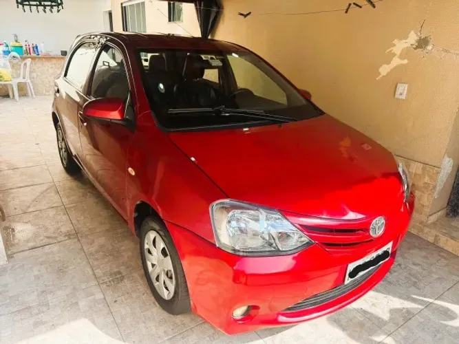 Toyota Etios X 1.3 Flex 16V 5P Mec. 2015