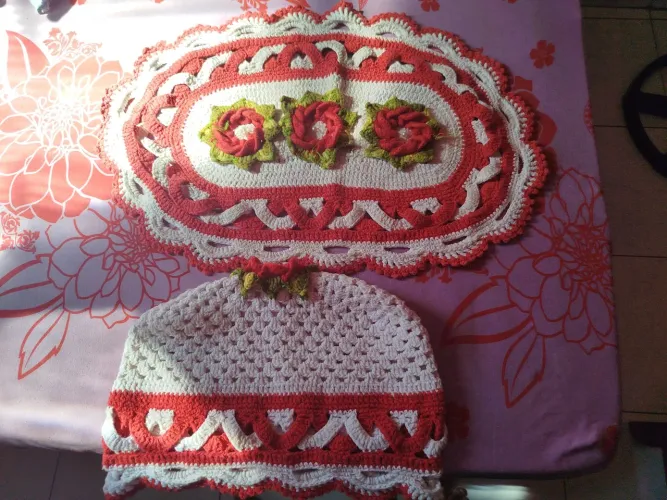Peças de crochê para banheiro