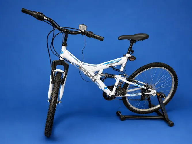 Bicicleta Kangaru Aro 26 com Dupla Suspensão - Ótimo Estado