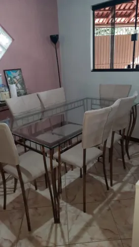 Mesa de jantar de ferro