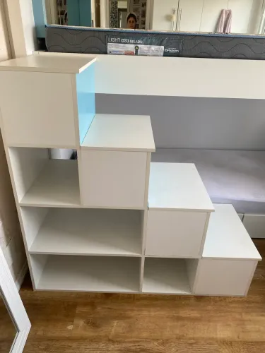 Beliche com Painel e Escadinha
