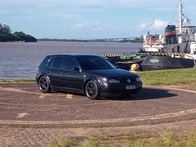 Volkswagen Golf 1.6 MI/ 1.6 MI Gener./black & Silver 2002
