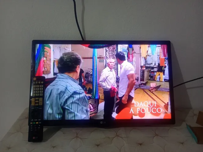 Vendo TV Led 24 polegadas LG NÃO É SMART