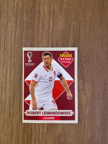 Legend Lewandowski Bordô Copa Do Mundo 2022 Panini