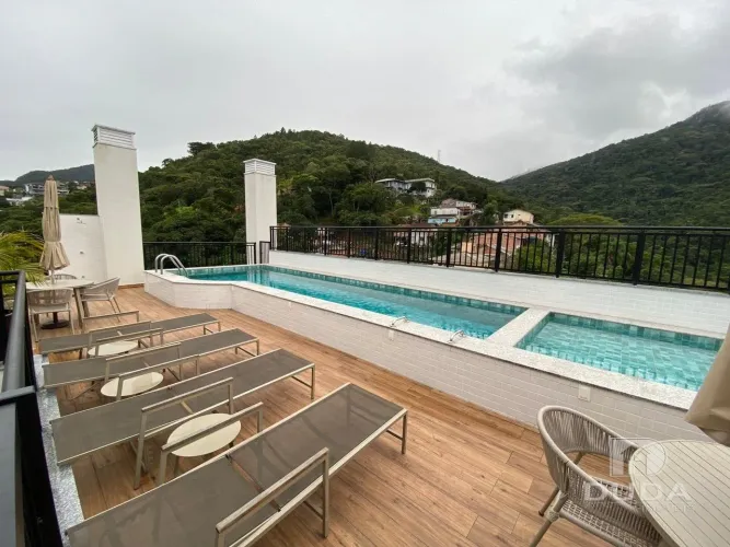 Apartamento locação com 3 quartos no Saco Grande