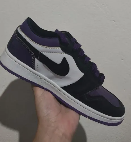 Tênis Jordan Roxo