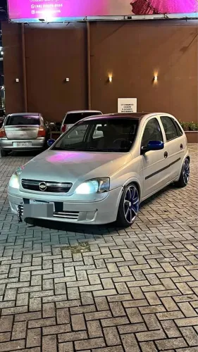 Chevrolet Corsa Hatchback 1.0 MPFI 8V 71cv 5P 2002