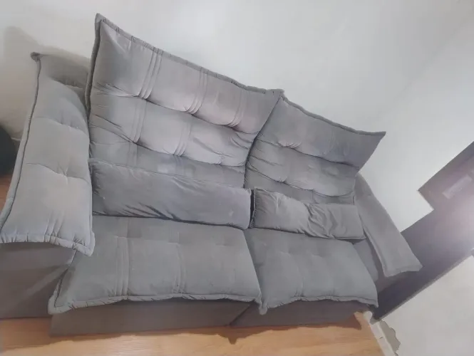 Vendo Sofá Retrátil Reclinável Cinza 2,30metros