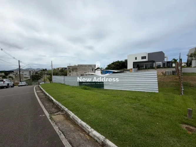 Oportunidade única! Venda de terreno no Riviera Park com 596m² com vista panorâmica.