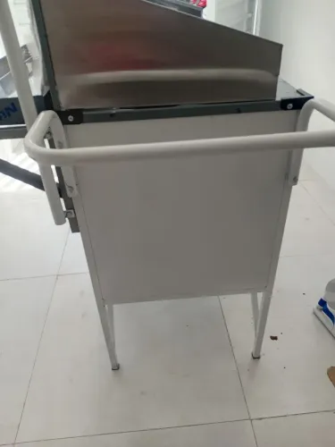 Vende_se um carrinho de alumínio pra tra