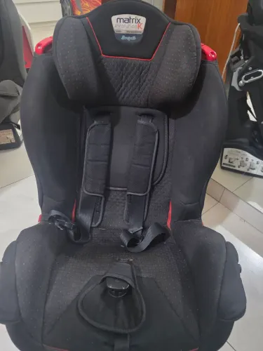 Cadeirinha para Auto de 0 a 25 kg.