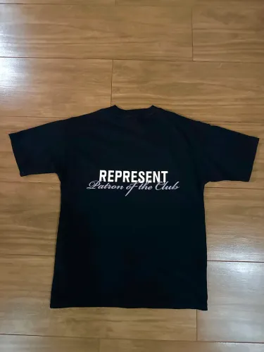 REPRESENT - Camiseta Patron Of The Clube TAMANHO: M CONDIÇÃO: 9.7/10 VALOR: $370 