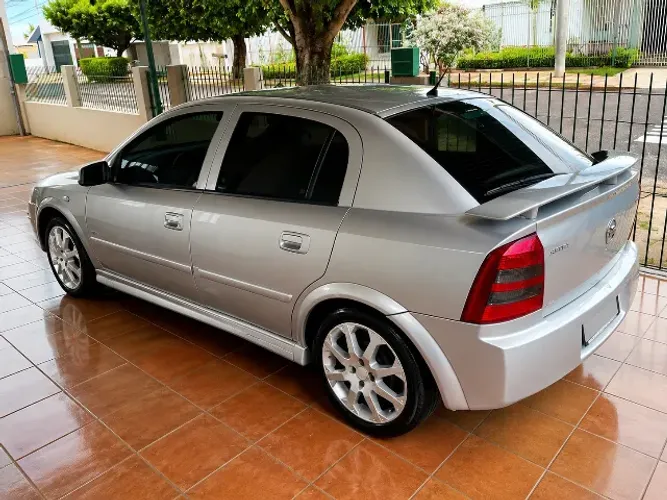 Chevrolet Astra Advantage 2.0 MPFI 8V Flexpower 5P 2011
