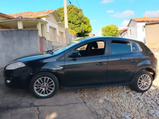 Fiat Bravo Essence Dualogic 1.8 Flex 16V 5P 2016