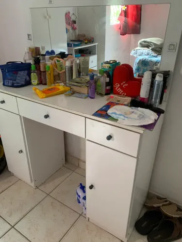 Penteadeira com espelho