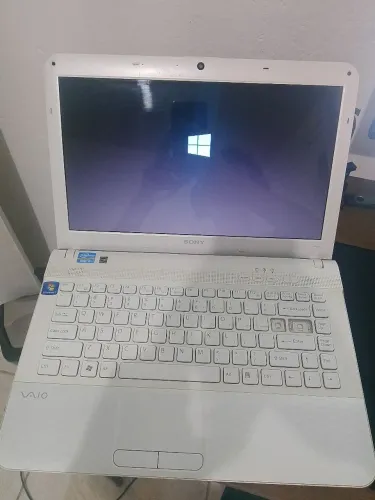 Notebook Vaio Sony i3 branco + monitor LCD 