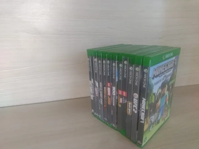 Vendo 10 Jogos em Excelente Estado Xbox One - LEGO, Sonic, UFC - Originais
