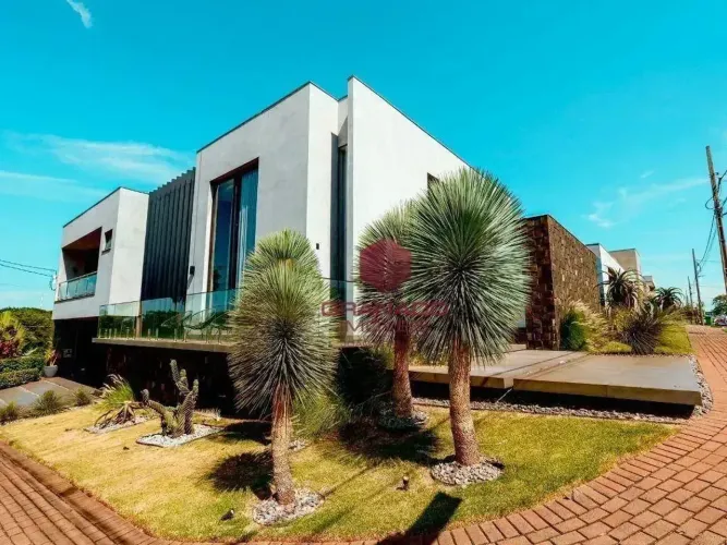 Sobrado à venda, 420 m² por R$ 3.990.000,00 - Chácaras Aeroporto - Maringá/PR