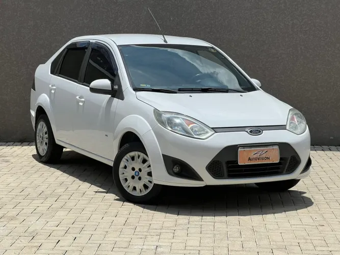 Ford Fiesta Sedan 1.6 16V Flex Mec. 2014