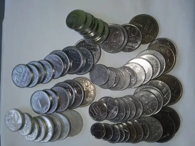 Lote Com 70 Moedas Antigas Brasileiras (Sem Repetição).