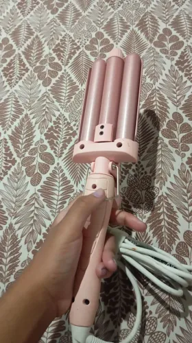 Vende-se dois baby liss
