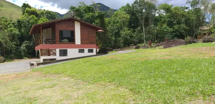 SÍTIO DE ALTO PADRÃO SERRA DA MANTIQUEIRA 20.000 metros proximo ao Rio