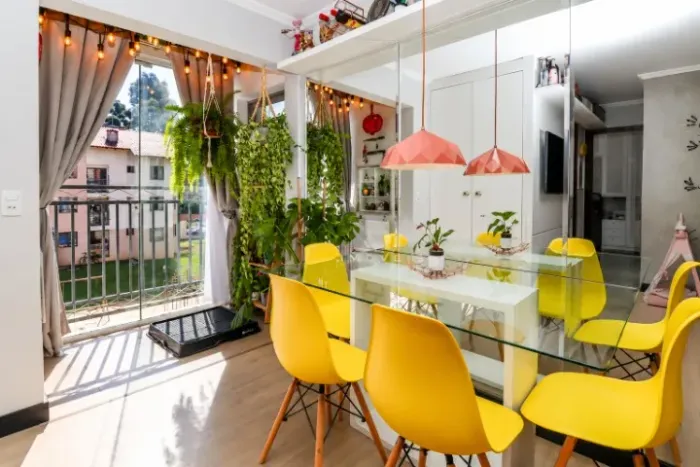 Apartamento Mobiliado e Decorado no Cajuru | Pronto para Morar | Excelente Localização.