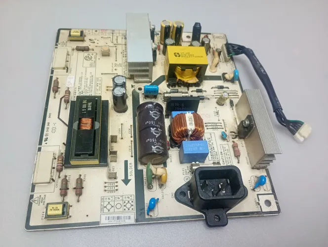 Placa fonte Samsung p2470hn funcionando perfeitamente