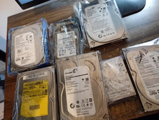 7 HDs Para reparo 500 e 2 Teras