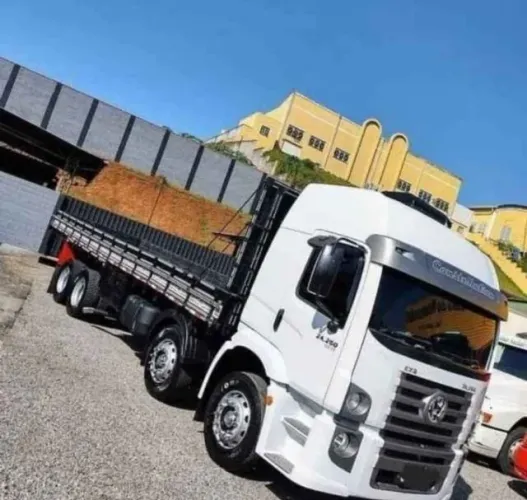 vw 24250 6x2 2010 carroceria