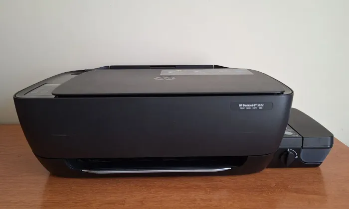 IMPRESSORA HP Deskjet GT 5822 preta