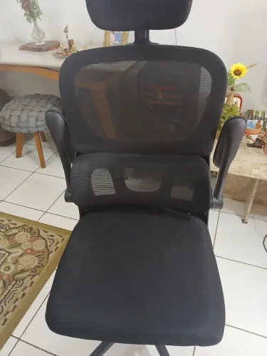 Cadeira de escritório Ergonômica, Giratória, Regulagem de Altura, Com apoio Lombar,