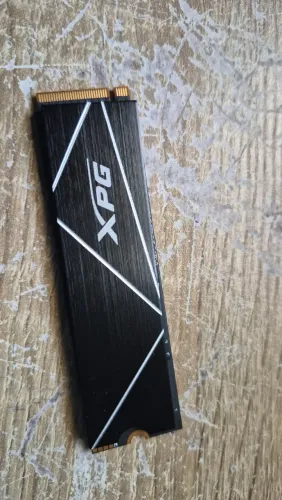 SSD 1 TB TERA COM DISSIPADOR XPG PARA OS5 E XBOX FUNCIONAR PERFEITAMENTE  FAÇO ENVIO 