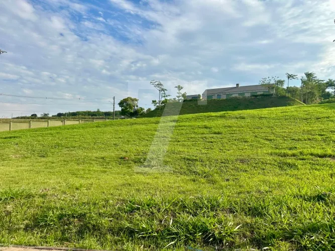 Terreno à venda Fazenda da Grama
