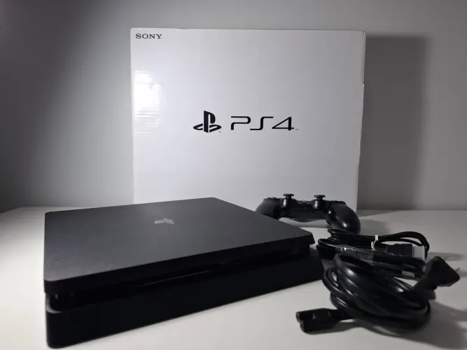 Playstation 4 Slim 1TB + Marvel's Spiderman