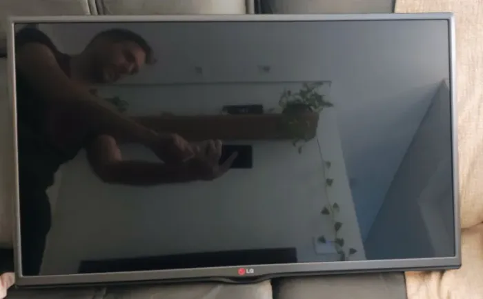 TV LG LED 32'' HD 3D Modelo 32LB620B
