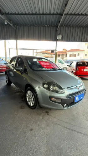 Fiat Punto Attractive 1.4 Fire Flex 8V 5P 2016